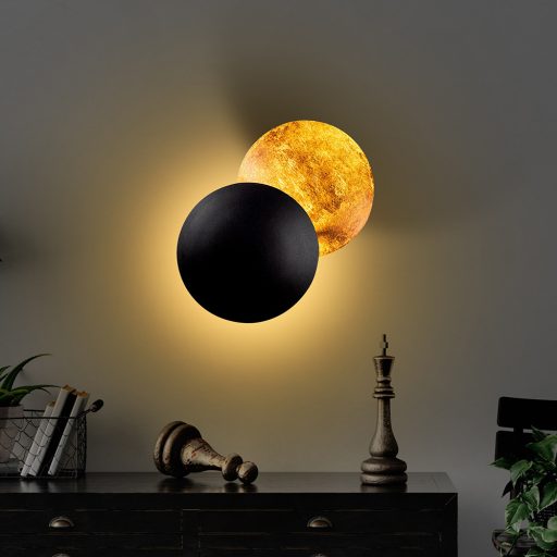 Nap–Hold design fali lámpa