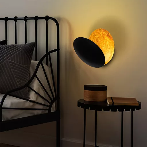 Nap–Hold design fali lámpa