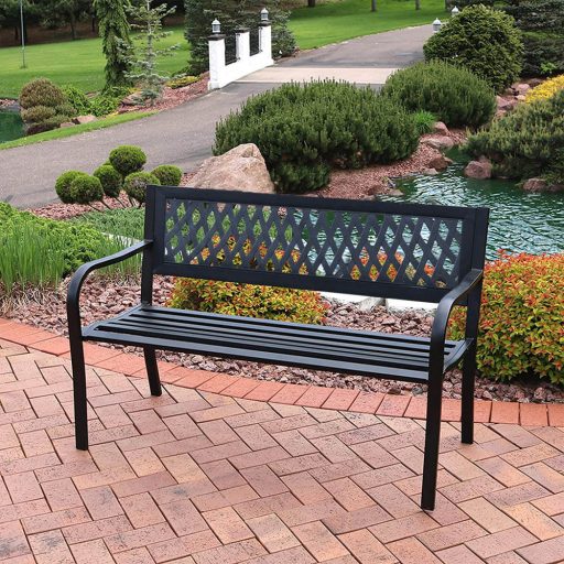 Kerti pad, több típusban-rácsos