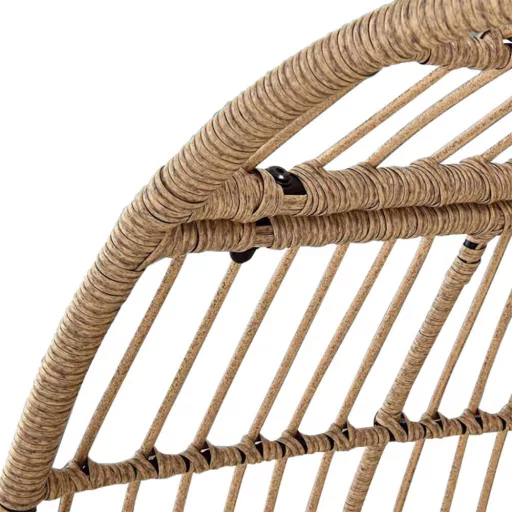 Fonott fotel párnával