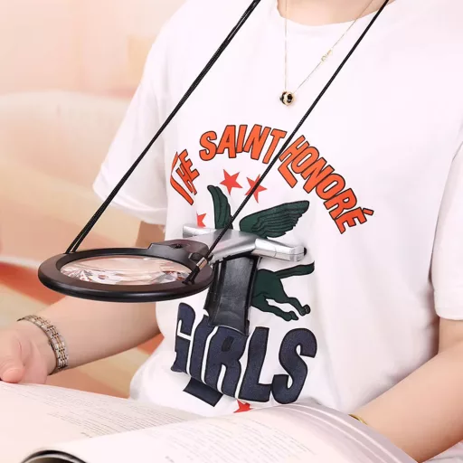 Nyakbaakasztható nagyító 2 LED-del, hidegfehér