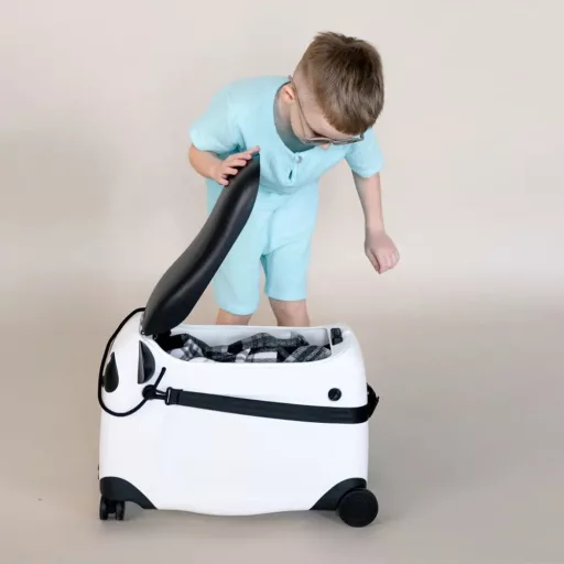 Gurulós, ráülős gyerekbőrönd