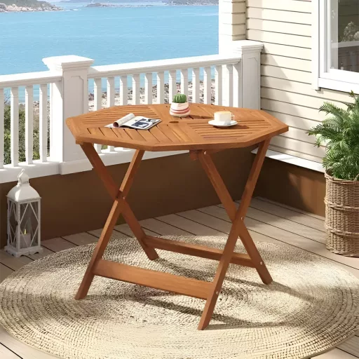 Nyolcszögletű fa kisasztal