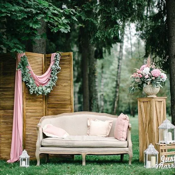 Paraván bohém stílusú hálóban