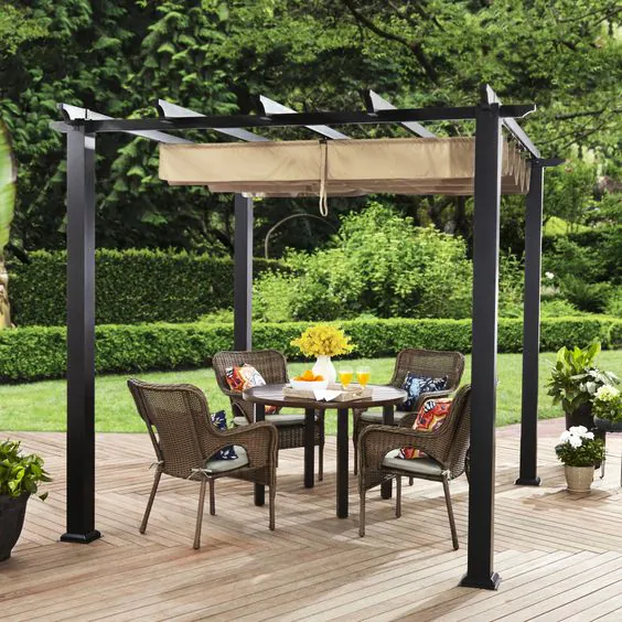 Fém pergola modern kertben